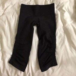 LuluLemon Cropped Leggings
